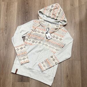 NEW Ampersand Avenue Sweatshirt